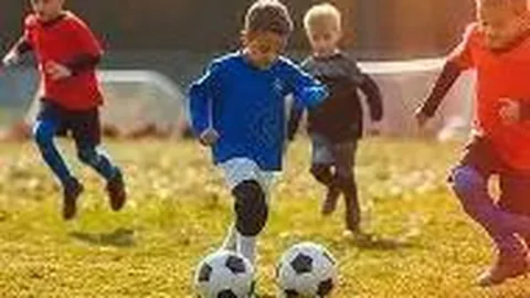 《浴血荣光》点击量冲破12亿大关